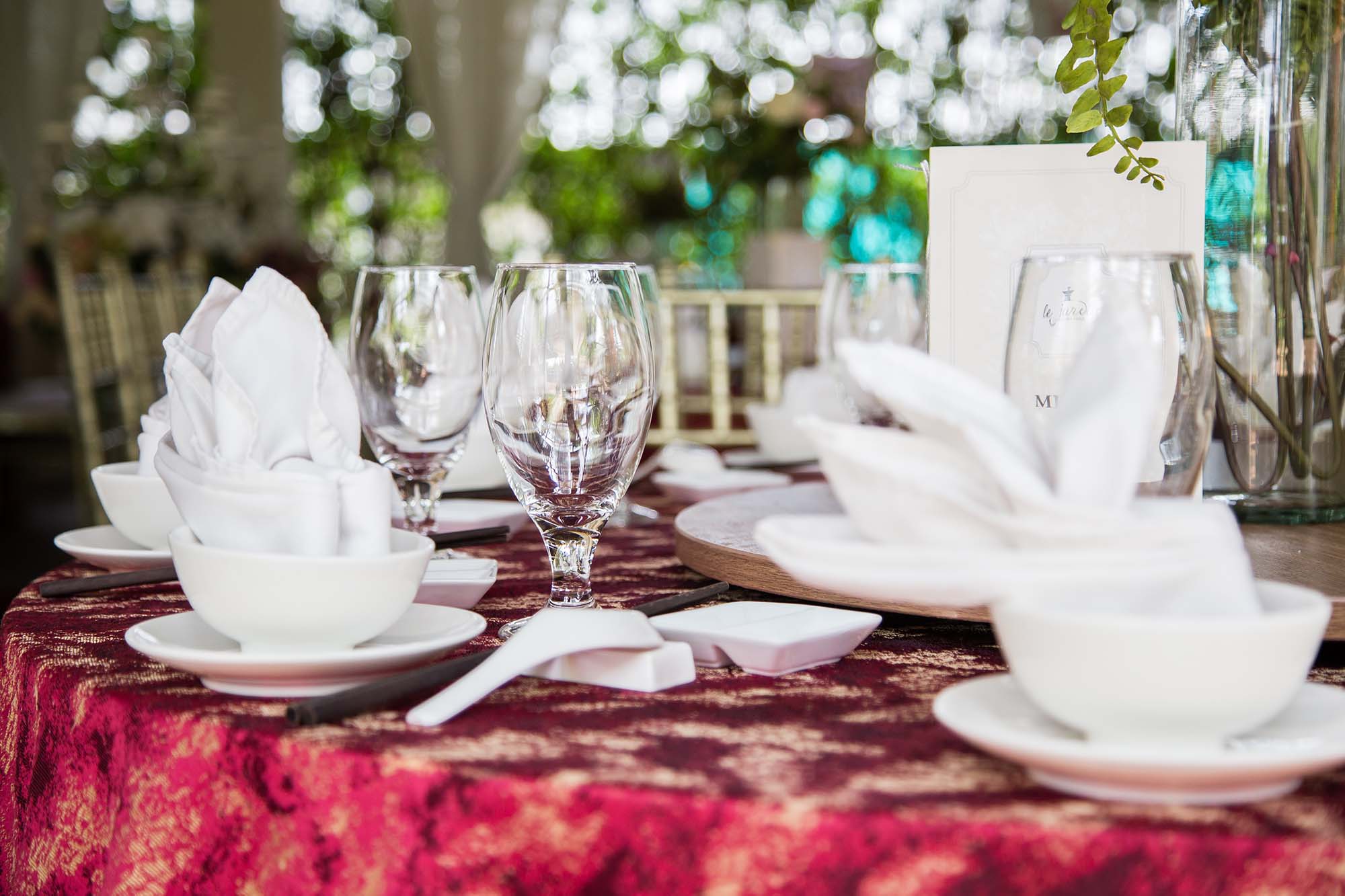 Tiệc Cưới Ngập Tràn Hoa Hồng Tại Le Jardin Tiệc Cưới Ngập Tràn Hoa Hồng Tại Le Jardin